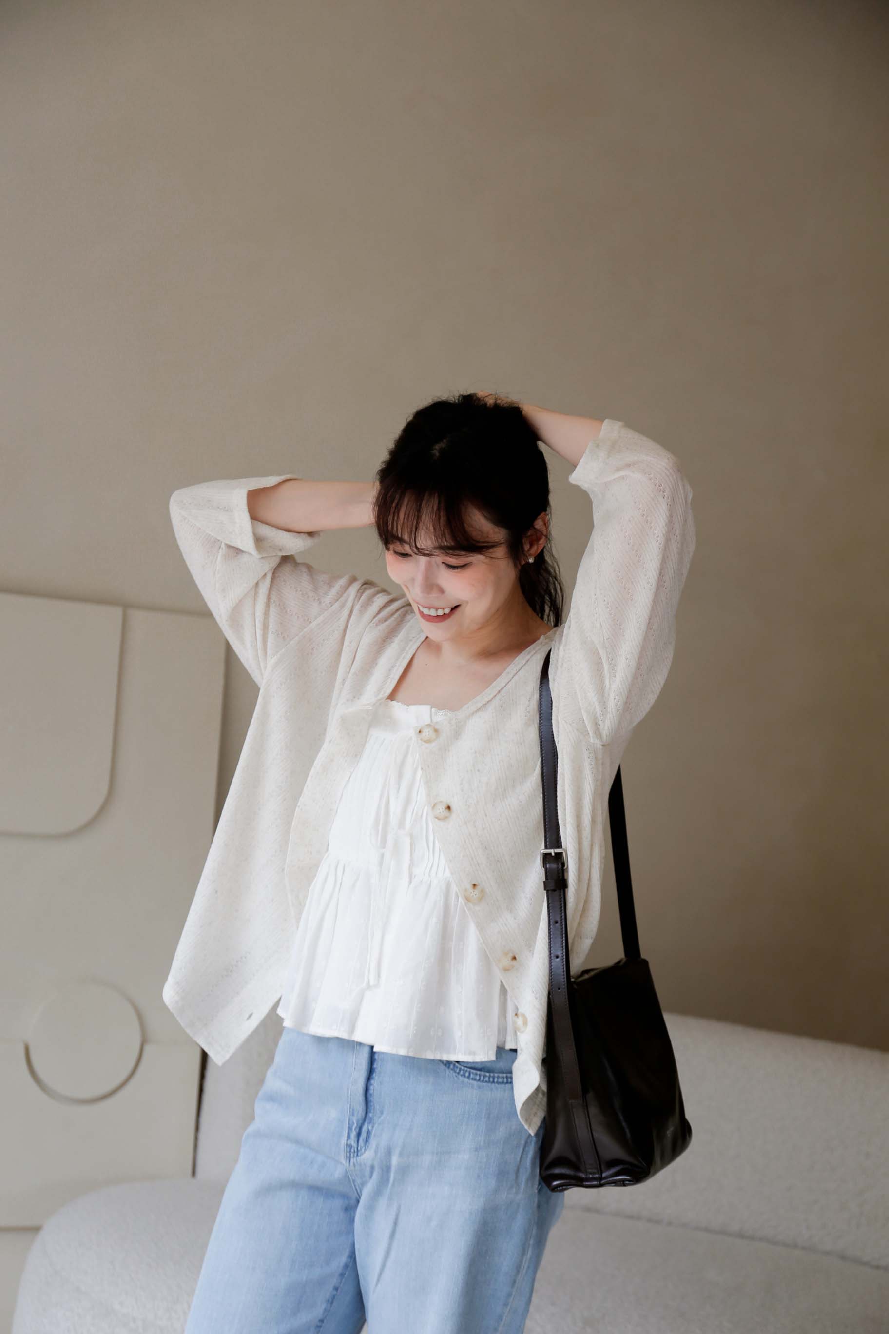 BS韓國薇洛織紋排扣上衣(兩色)