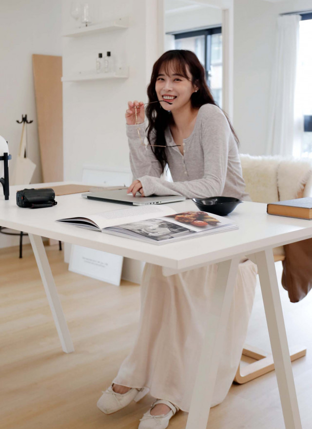 BS韓國排釦長袖上衣(三色)