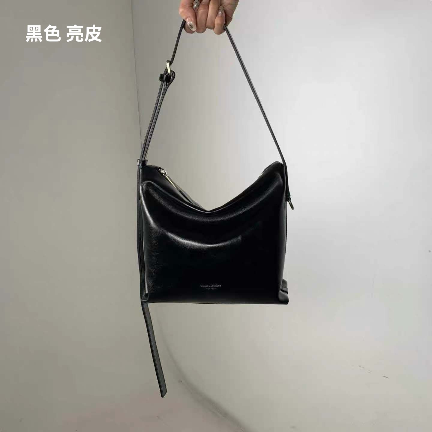 韓國設計師真皮拉鍊包-可斜背-限時團購