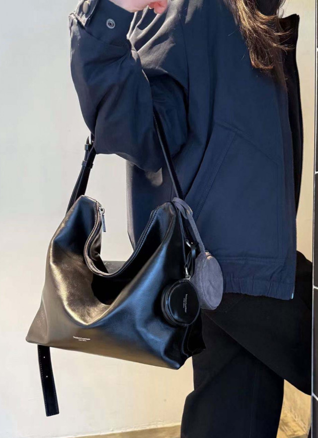 韓國設計師真皮拉鍊包-可斜背-限時團購