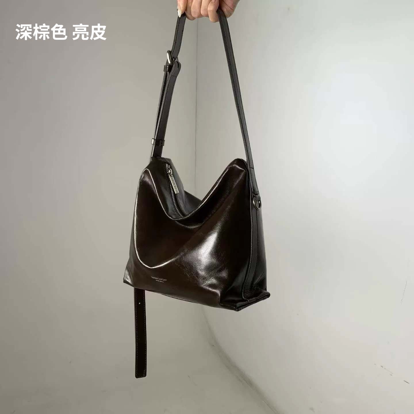 韓國設計師真皮拉鍊包-可斜背-限時團購