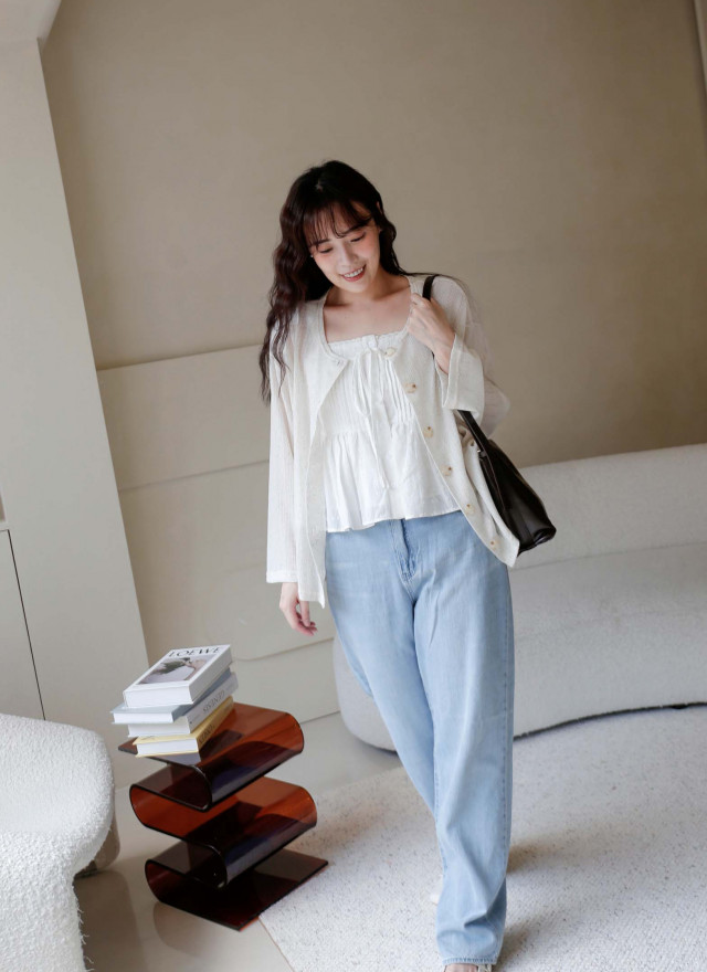 BS韓國薇洛織紋排扣上衣(兩色)