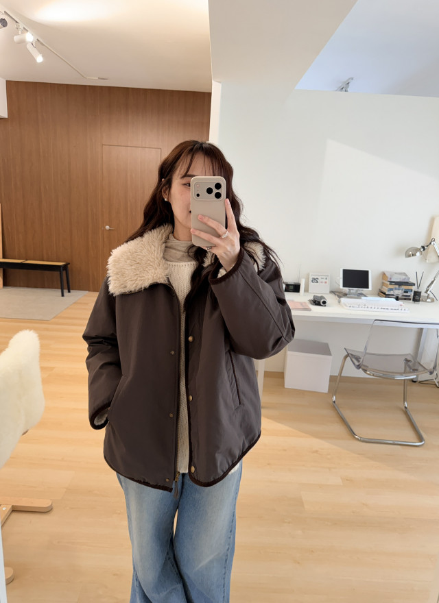 ★ 韓國撞色鴨絨外套-毛領不可拆