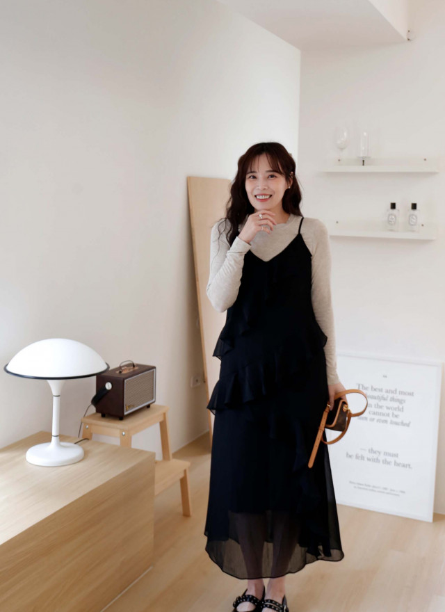 BS韓國荷葉細肩洋裝(兩色)