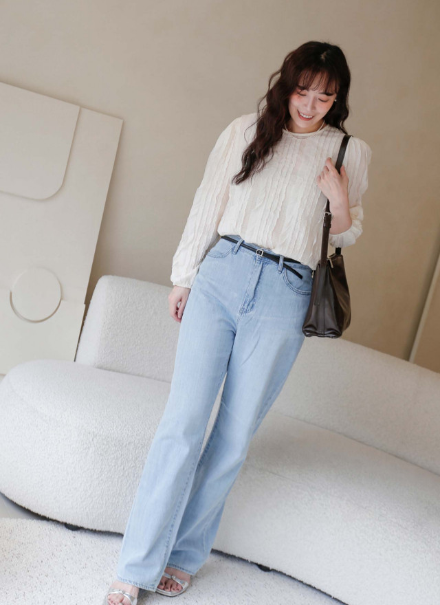 BS韓國曼柔微蓬袖上衣(兩色)