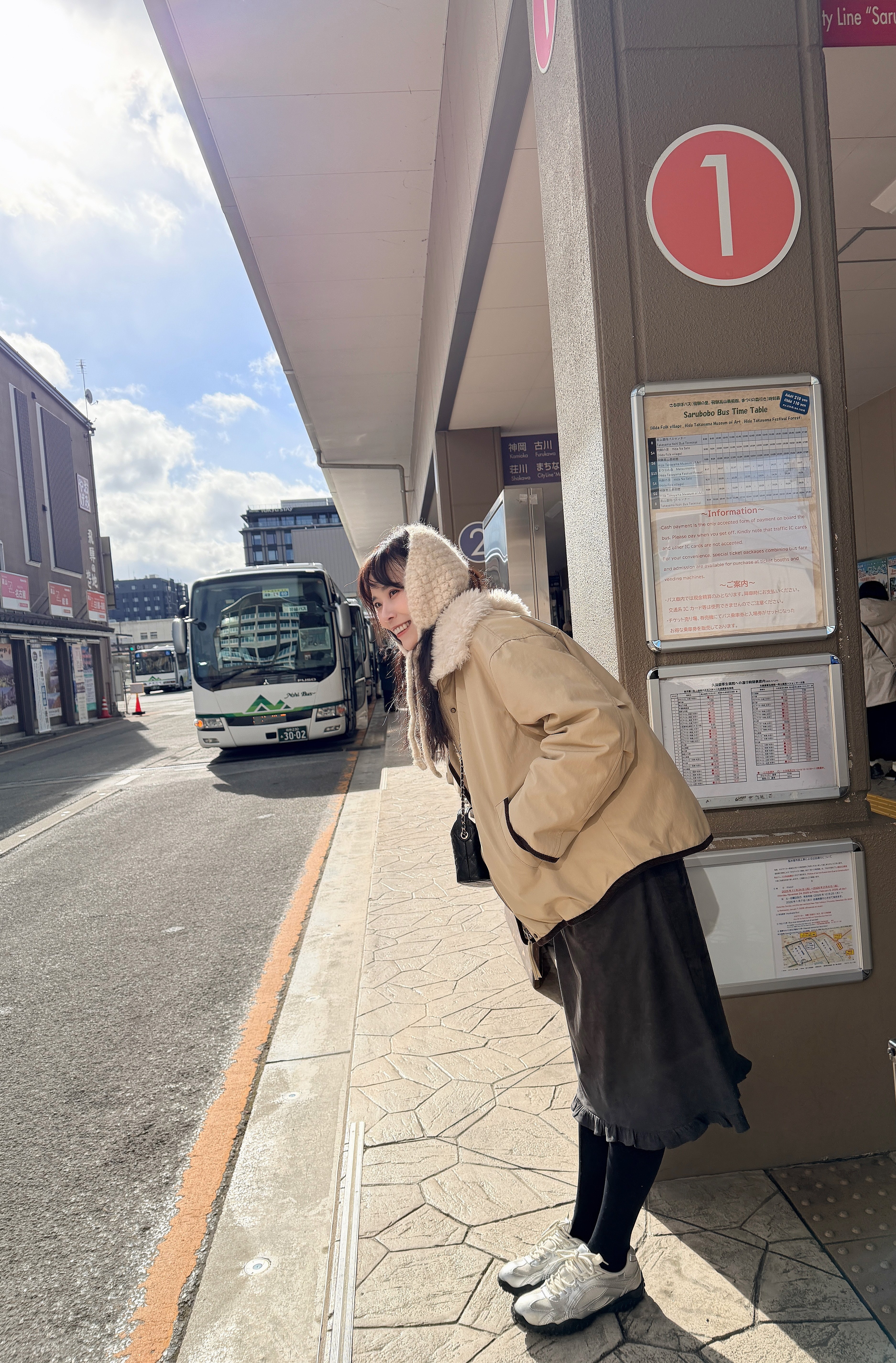 ★ 韓國撞色鴨絨外套-毛領不可拆