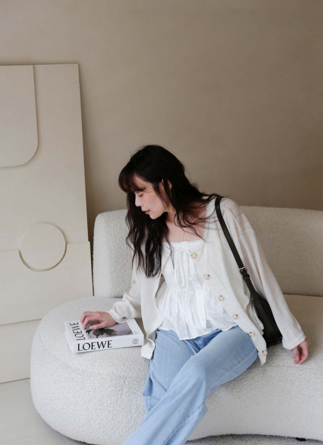 BS韓國薇洛織紋排扣上衣(兩色)