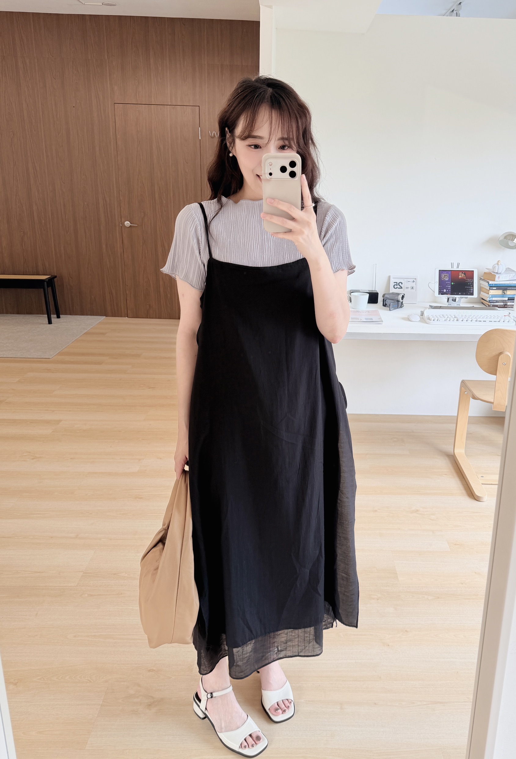 BS韓國恩彩捲邊直紋上衣(三色)