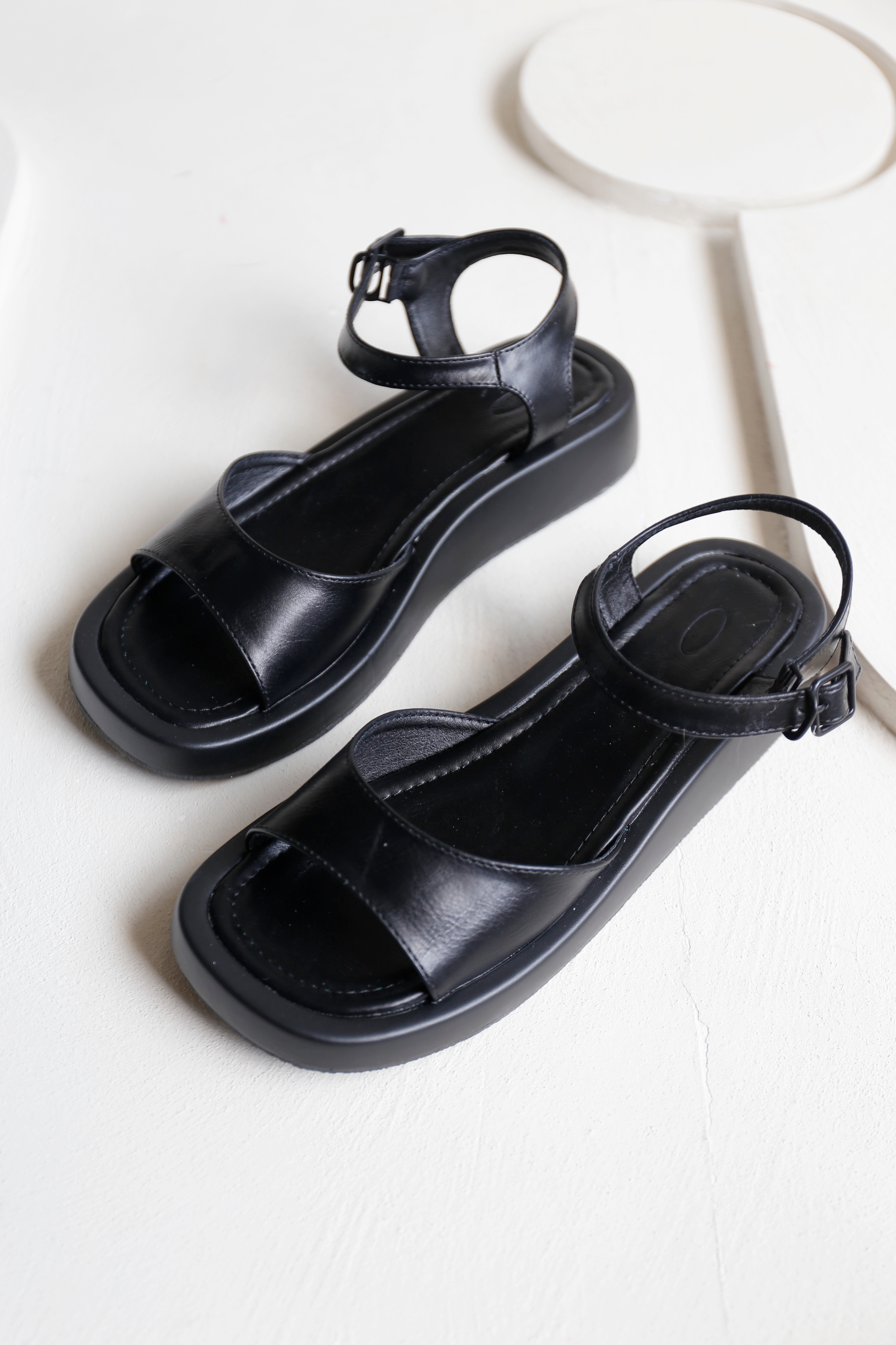 BS韓國詩允簡約厚底涼鞋