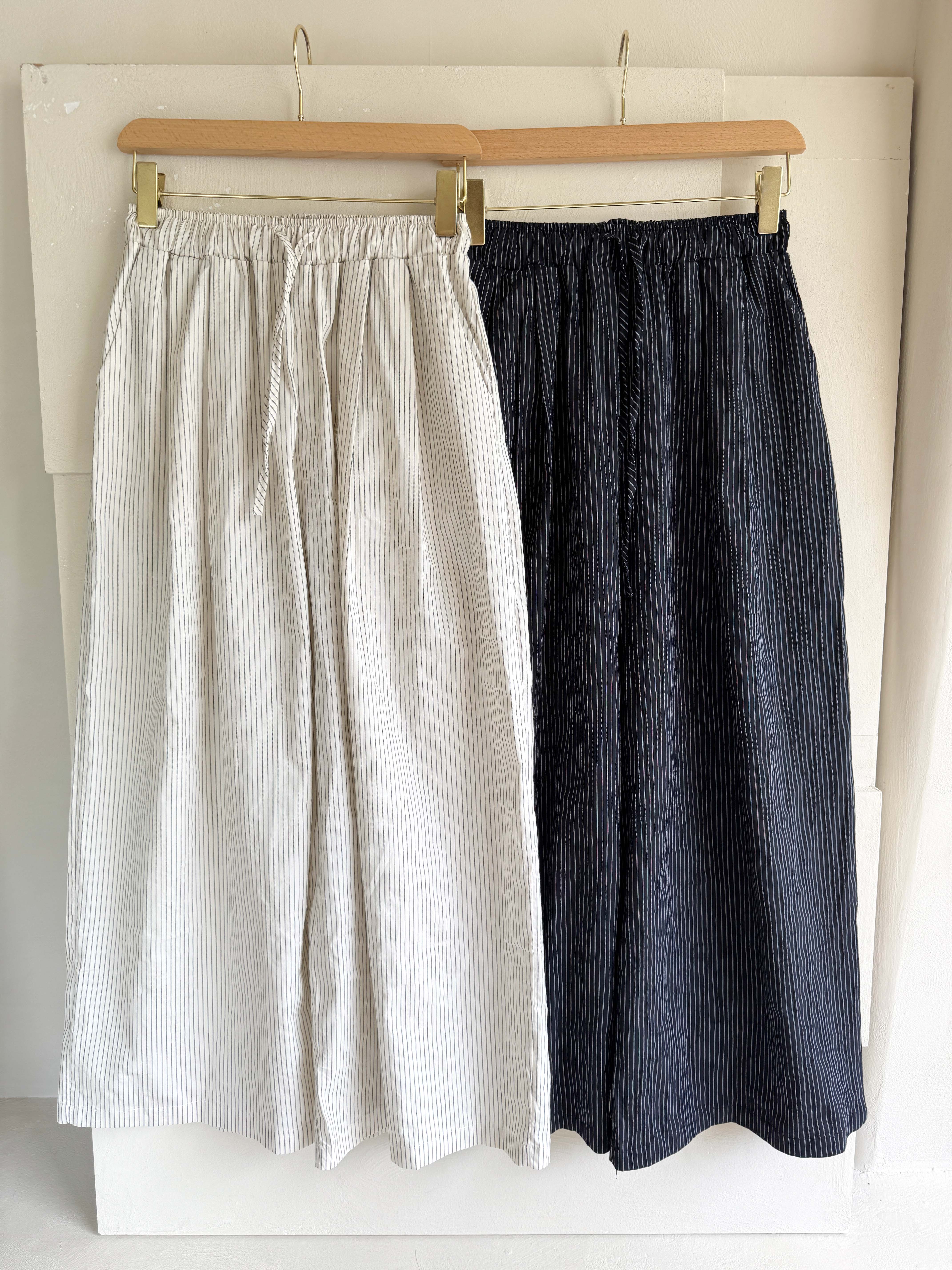 BS韓國藝真直紋寬褲(兩色)