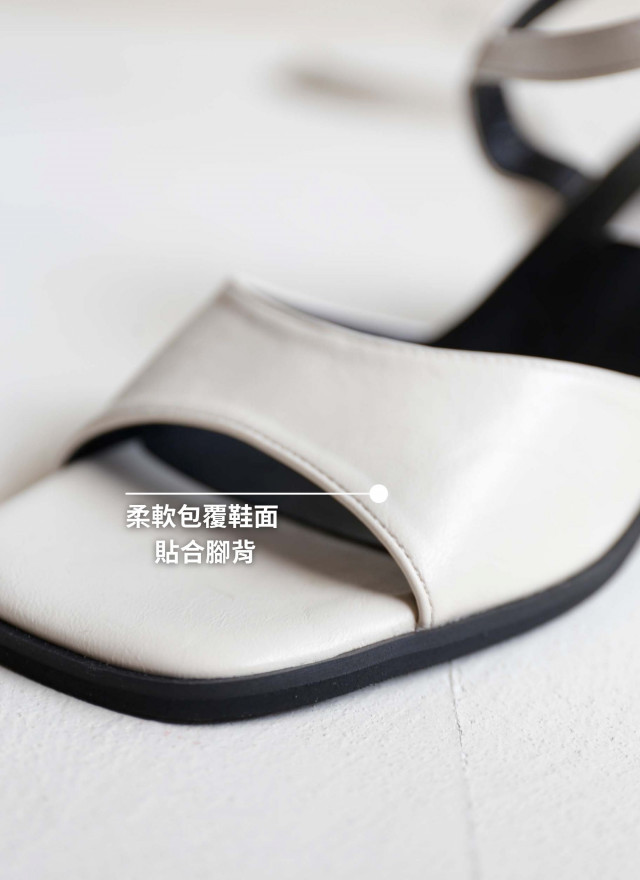 BS韓國芮恩皮面跟鞋