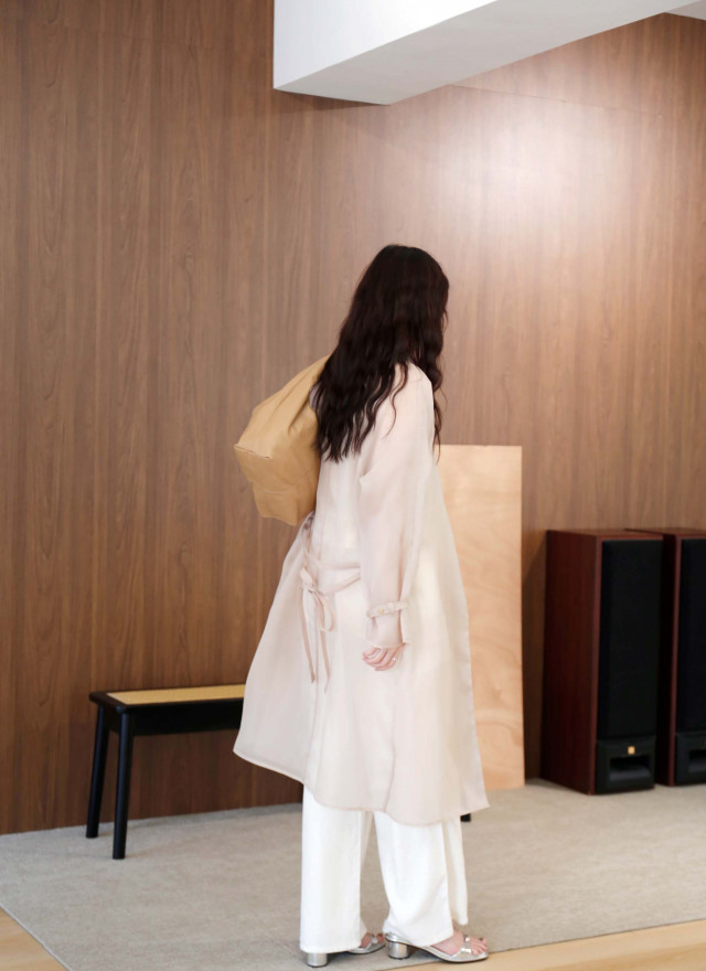 BS韓國貝拉透膚襯衫外套