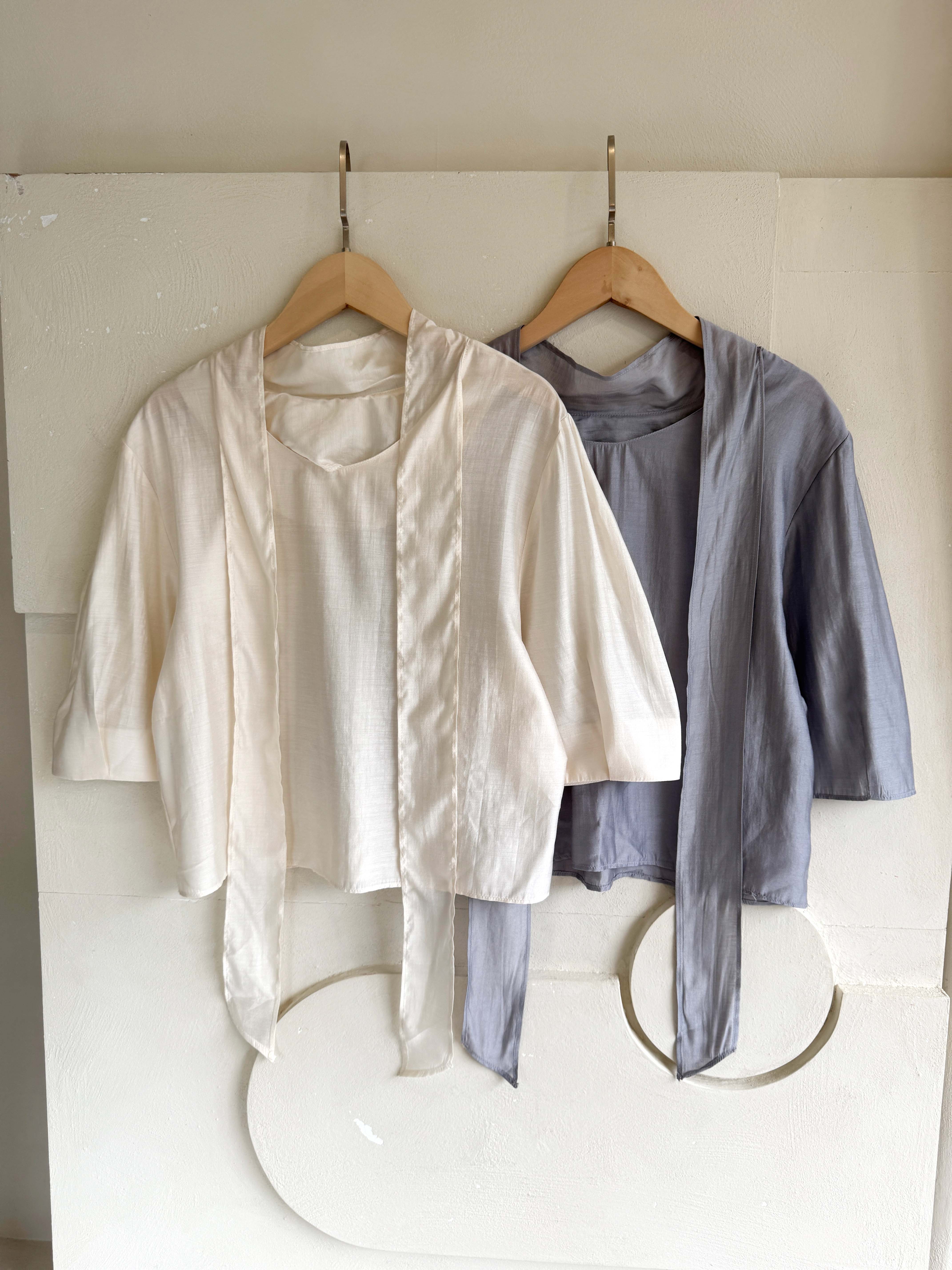 BS韓國奎妮領巾造型上衣(兩色)