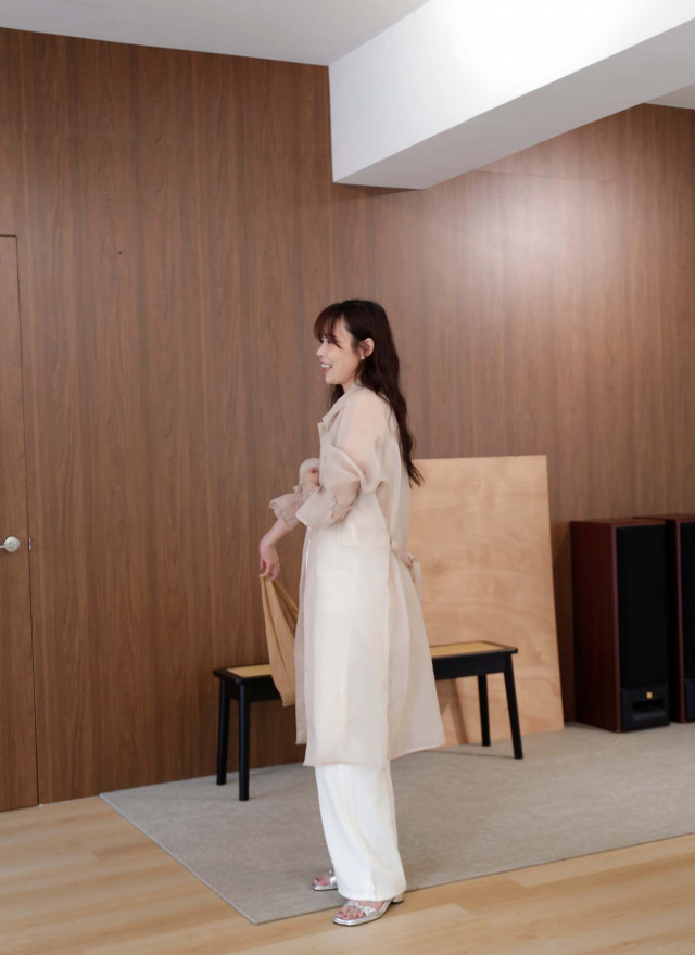 BS韓國貝拉透膚襯衫外套