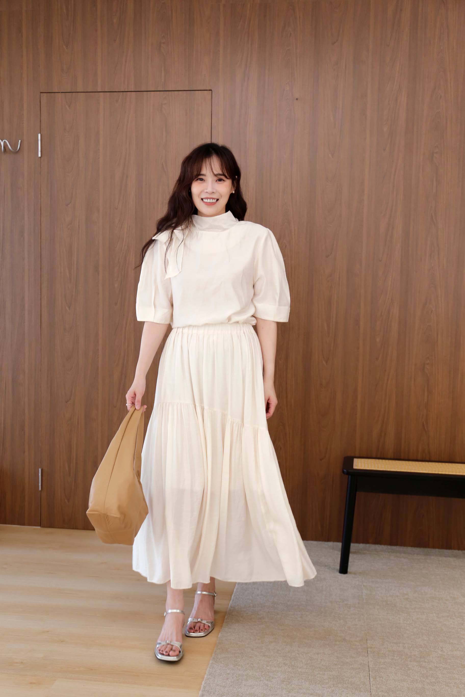 BS韓國奎妮領巾造型上衣(兩色)