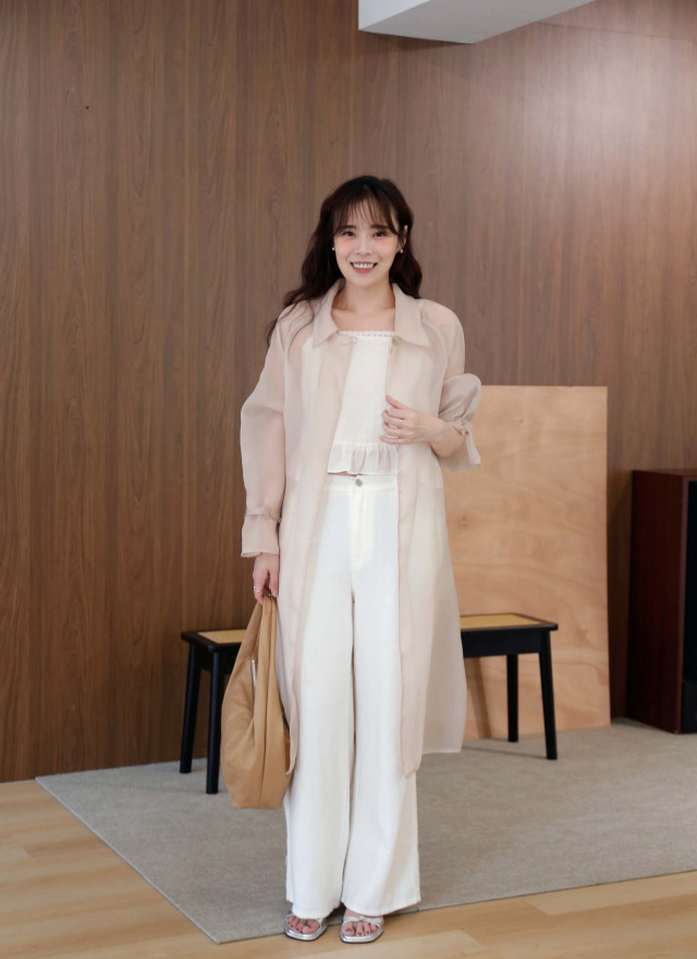 BS韓國貝拉透膚襯衫外套