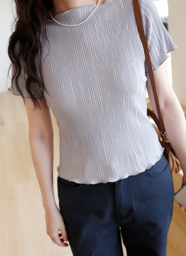 BS韓國恩彩捲邊直紋上衣(三色)