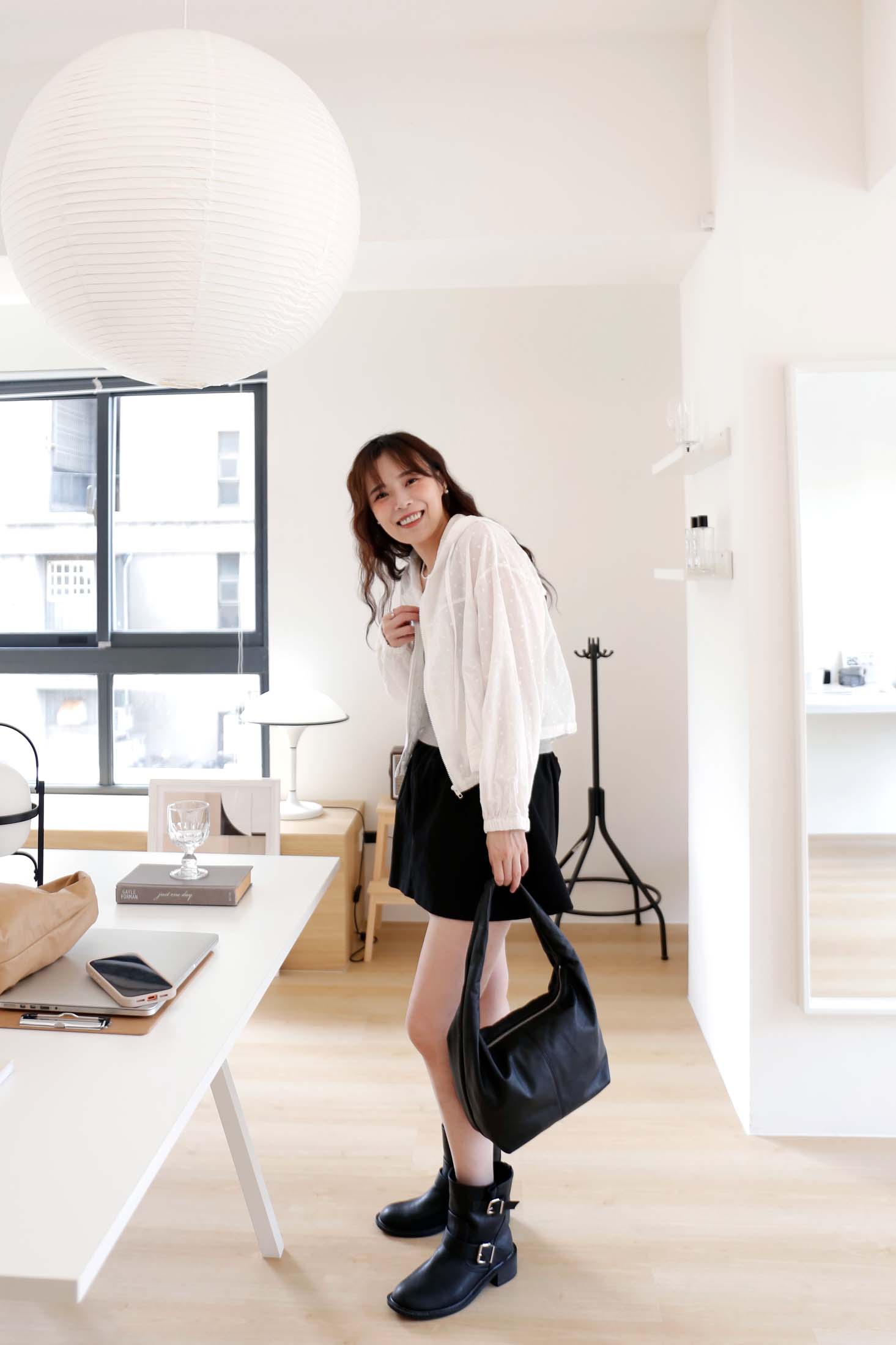 BS韓國朵拉連帽刺繡外套