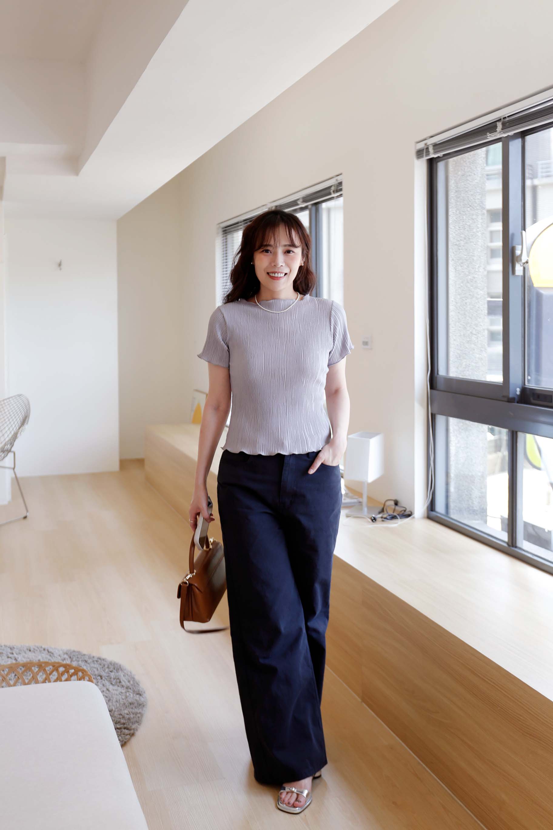 BS韓國恩彩捲邊直紋上衣(三色)