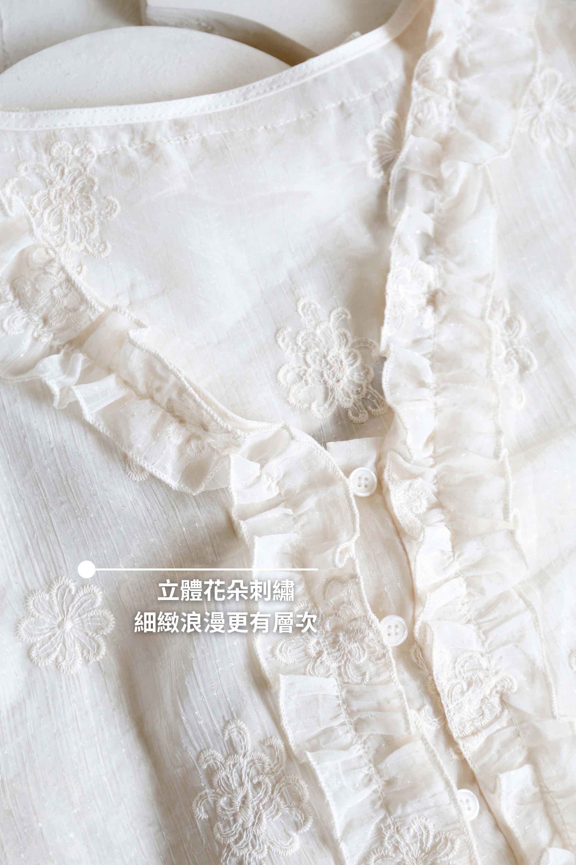BS韓國莉絲刺繡上衣